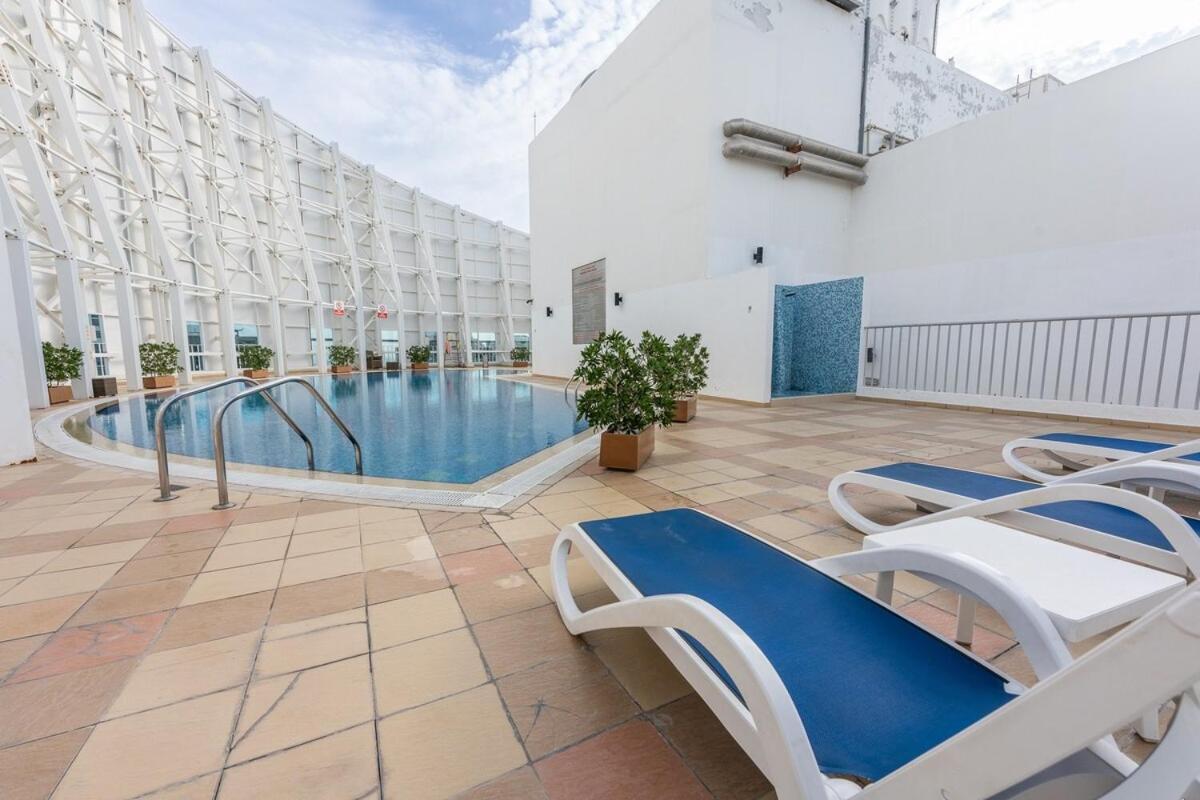 Apartment Lovely 1-bedroom Perfect For 4 In Jlt *