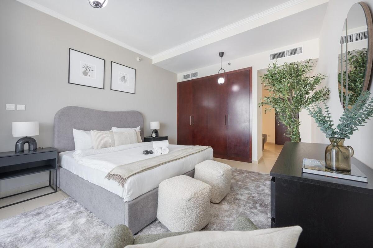 Apartment Lovely 1-bedroom Perfect For 4 In Jlt Dubai