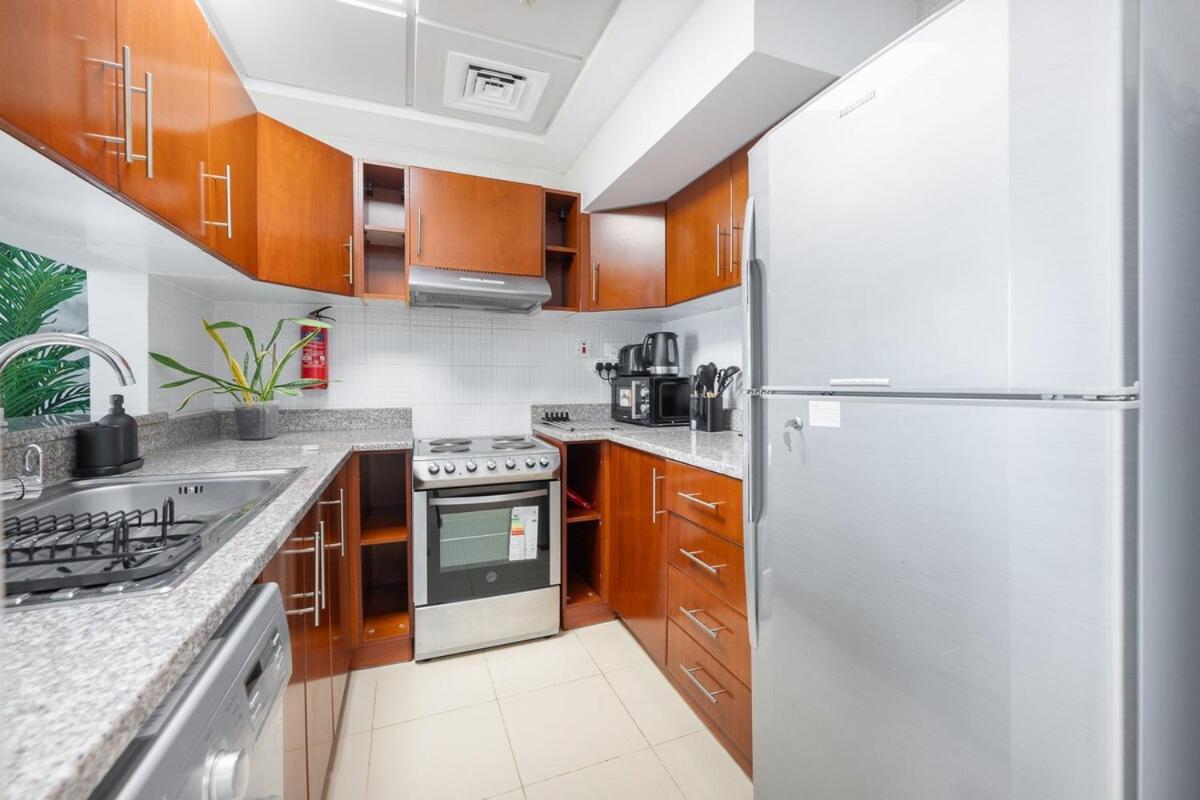 Apartment Lovely 1-bedroom Perfect For 4 In Jlt *