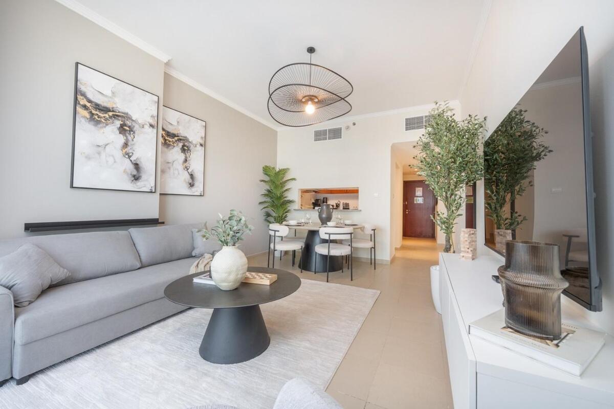 Lovely 1-bedroom Perfect For 4 In Jlt Dubai