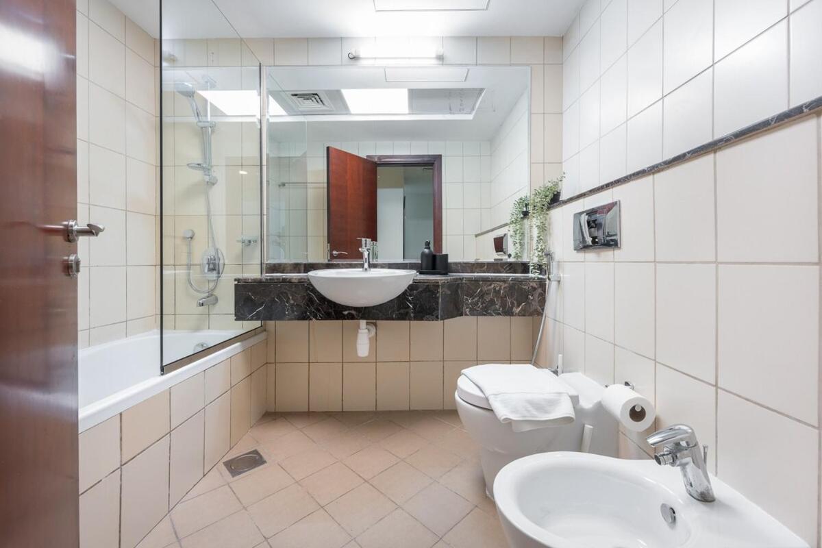 Lovely 1-bedroom Perfect For 4 In Jlt *